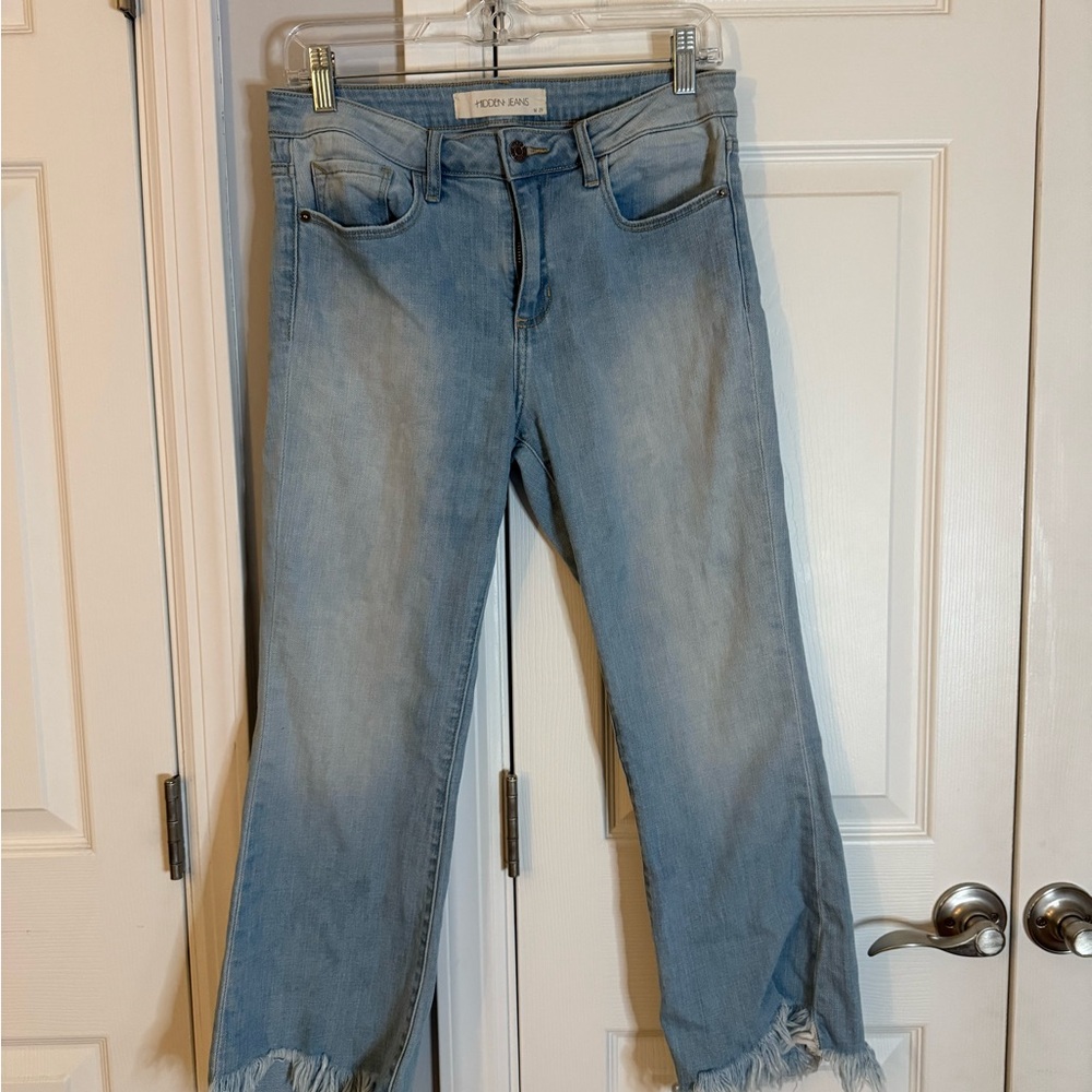 Light Wash Ankle Jeans